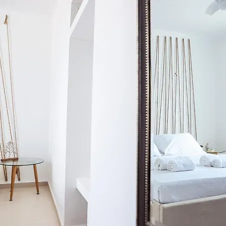 Apartment Whitelist Paraportiani In *